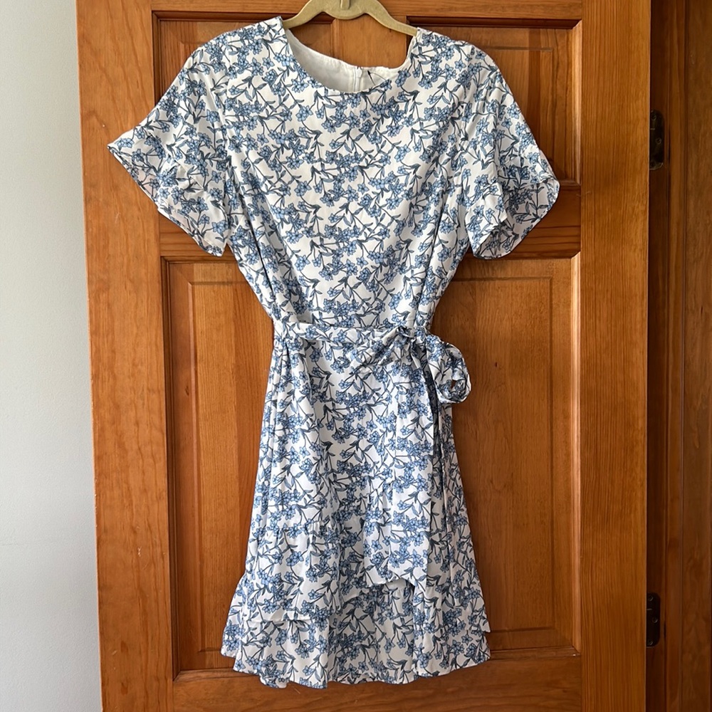 Banana Republic Dress! Size 10! NWT
